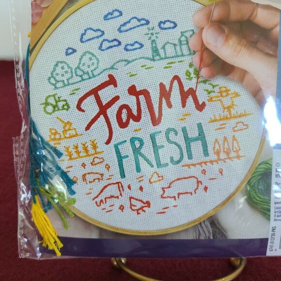 Art Skills Crafter's Closet "Farm Fresh" Rustic Farm Style Embroidery Kit NWT - Picture 5 of 16